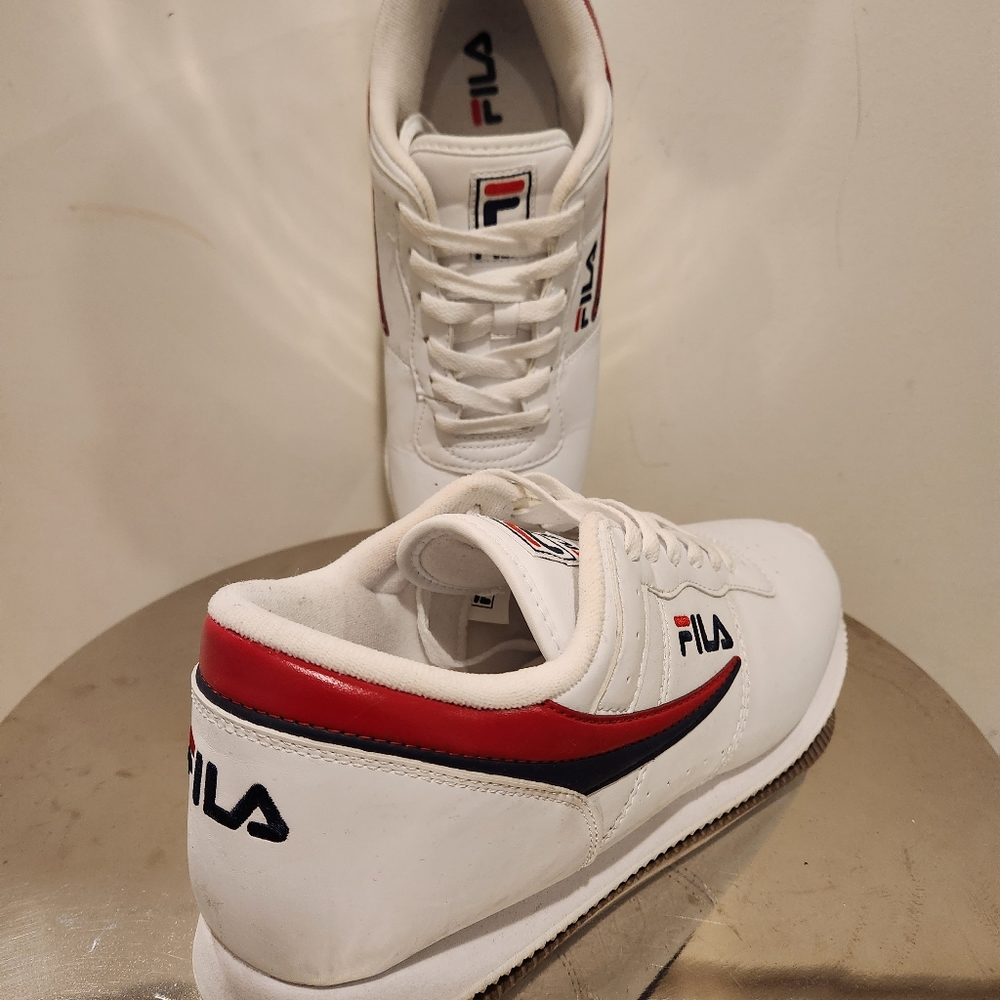 Fila - Picture 6 of 8